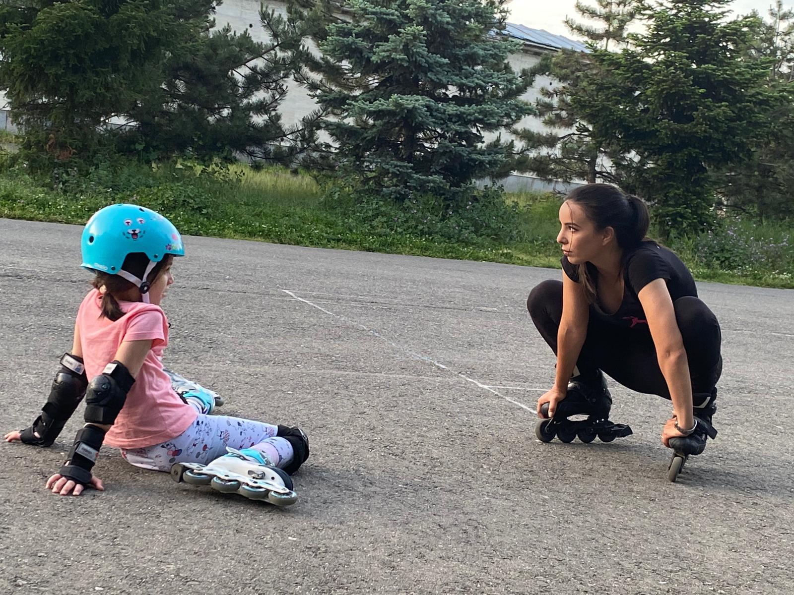 Arina Delcea - RollerSkating