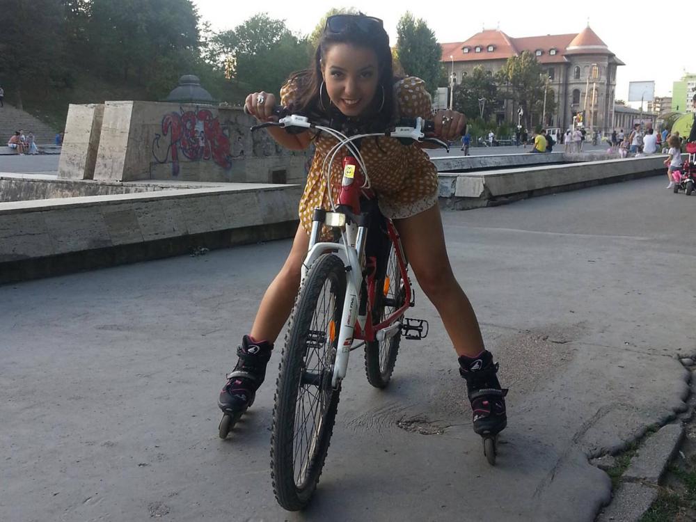 Arina Delcea - RollerSkating